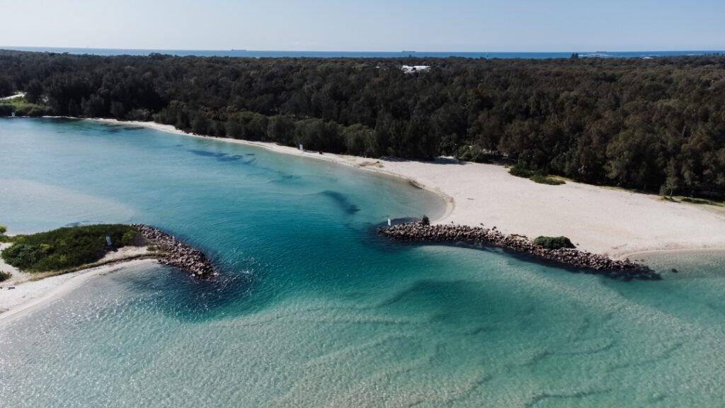 Naru Beach