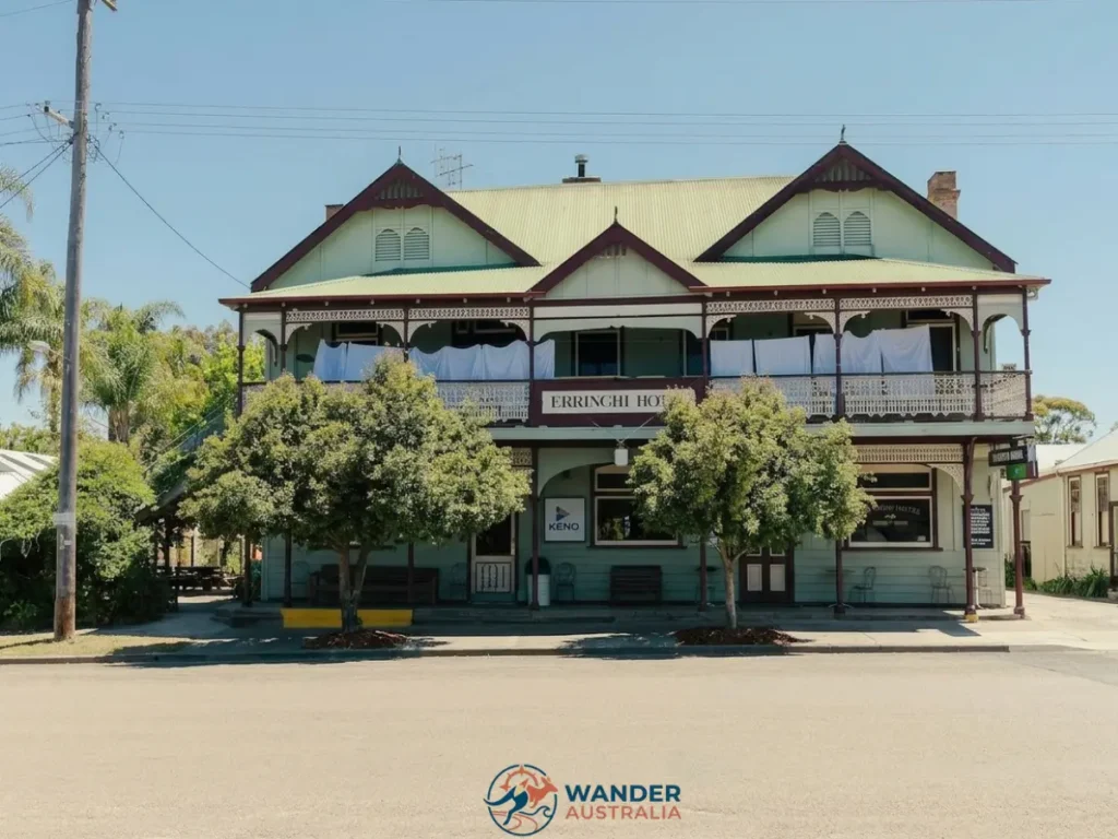 Erringhi Hotel heritage pub in Clarence Town NSW image